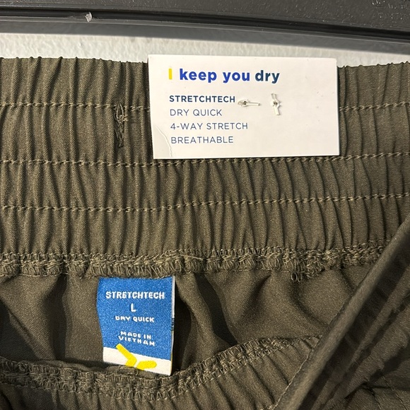 Old Navy Cargo Joggers - Picture 2 of 3
